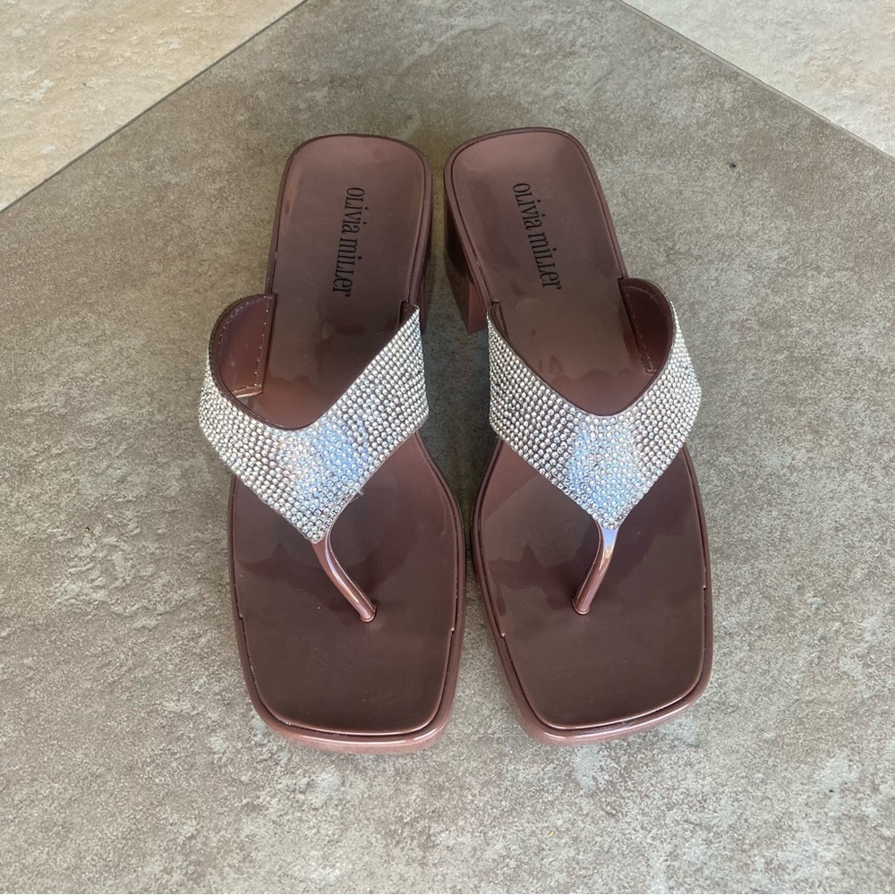 Olivia Miller brown jelly heels